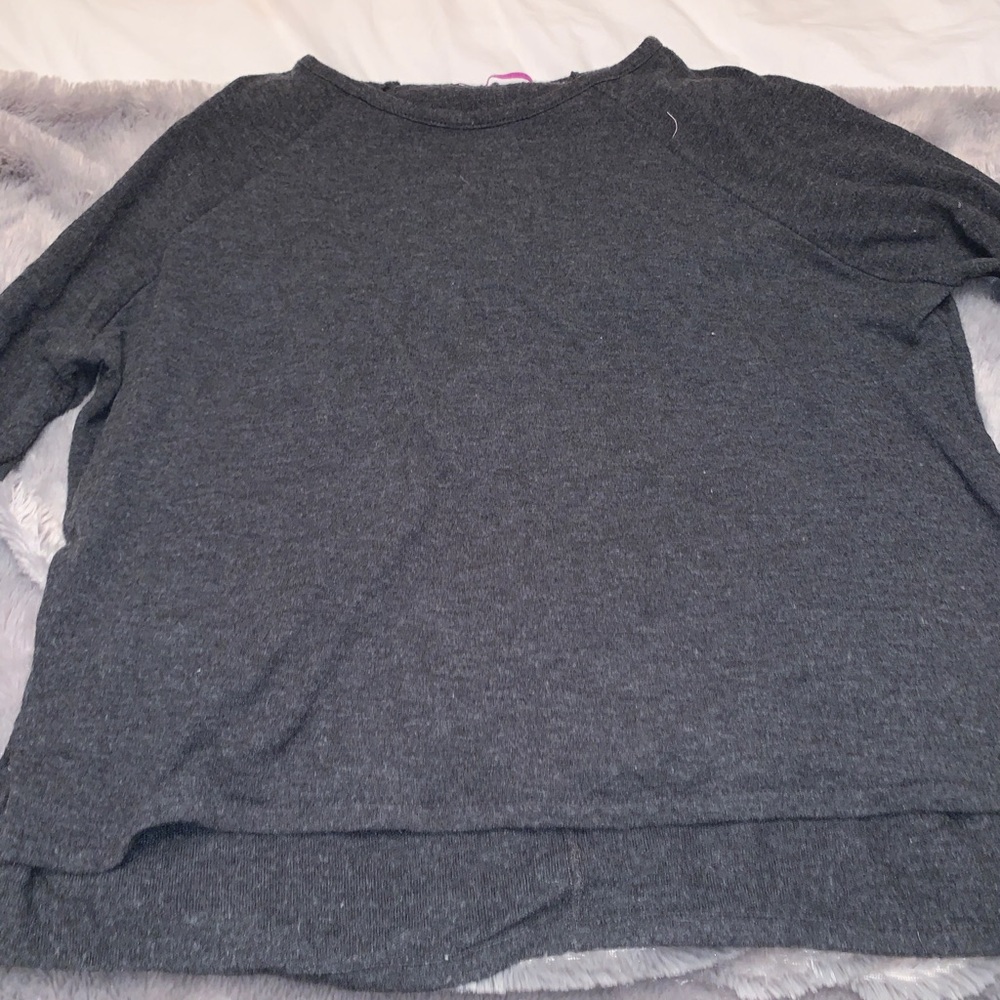 Grey long sleeve